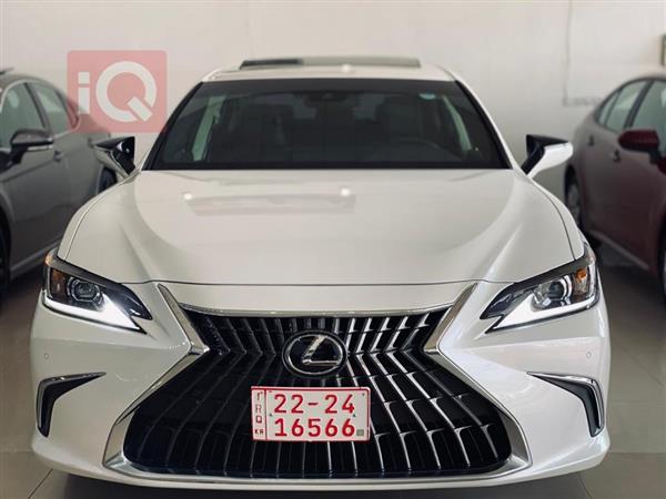 Lexus for sale in Iraq